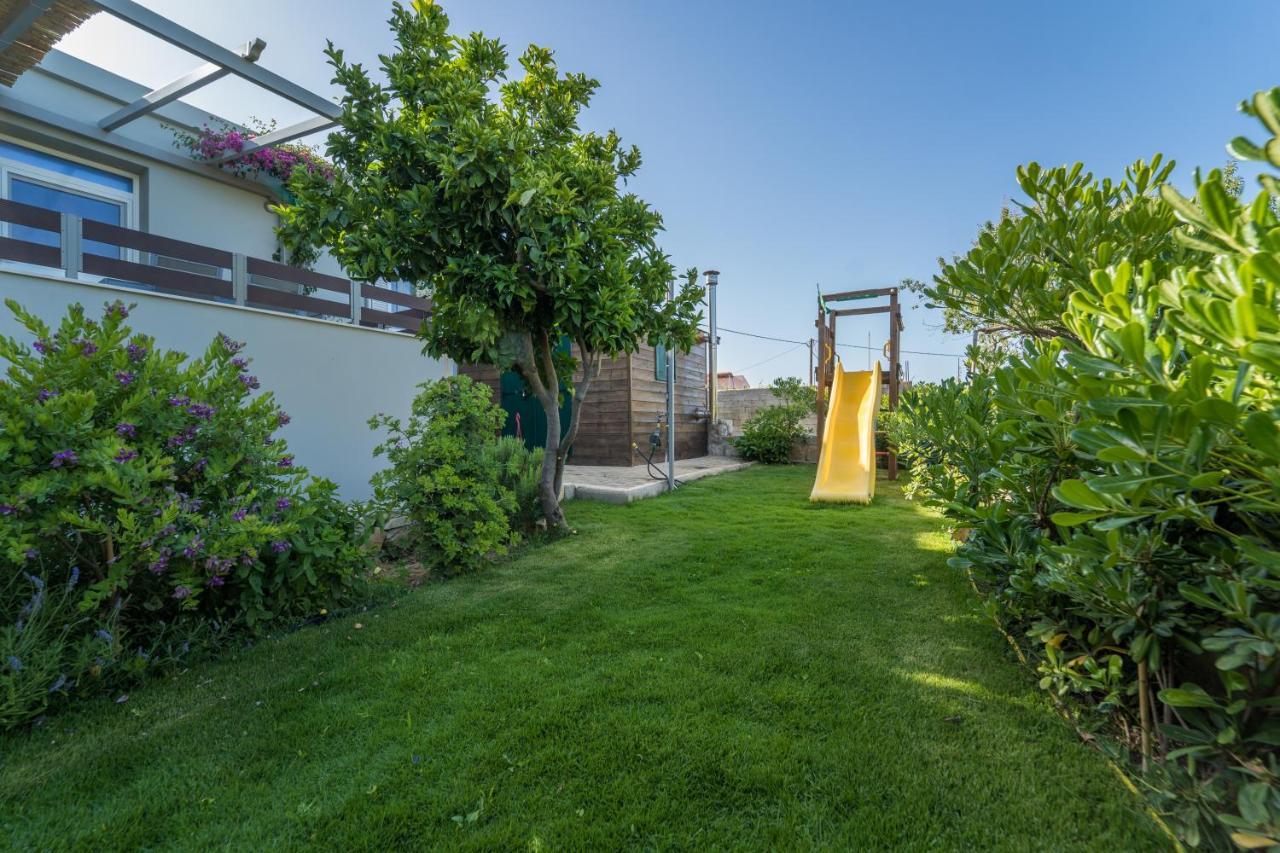 Lucas home Lixouri Exterior foto
